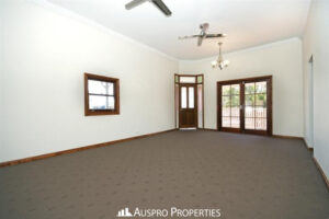 61 Deshon Street, WOOLLOONGABBA, Qld 4102