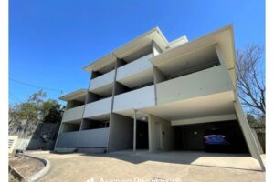 1/25 Park Road, YERONGA, QLD 4104 Australia