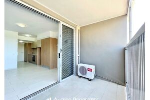 1/25 Park Road, YERONGA, QLD 4104 Australia