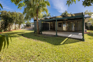 1 Winnetts Road, DAISY HILL, QLD 4127 Australia
