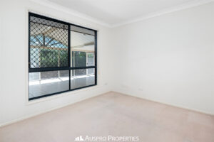 43 Khandalla Street, UPPER MOUNT GRAVATT, QLD 4122 Australia