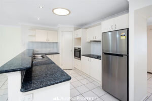 43 Khandalla Street, UPPER MOUNT GRAVATT, QLD 4122 Australia