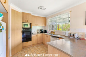 43-45 Country Court, PARK RIDGE, QLD 4125 Australia