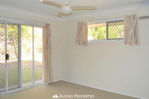17 Housman Place, CALAMVALE, QLD 4116 Australia