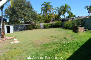 329 Gowan Road, SUNNYBANK HILLS, QLD 4109 Australia