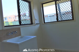 329 Gowan Road, SUNNYBANK HILLS, QLD 4109 Australia