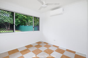 7 Clonmel Street, REGENTS PARK, QLD 4118 Australia