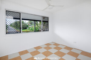 7 Clonmel Street, REGENTS PARK, QLD 4118 Australia