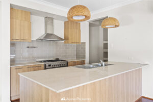 47 Cockatoo Place, ROCHEDALE, QLD 4123 Australia
