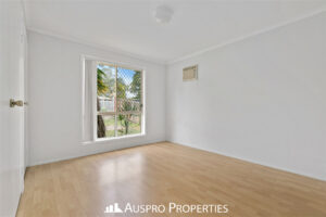 32 Furzer Street, BROWNS PLAINS, QLD 4118 Australia