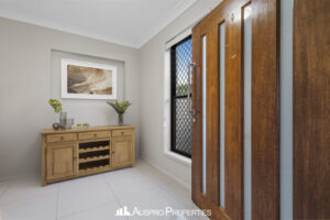 46 Kenneth Street, COORPAROO, QLD 4151 Australia