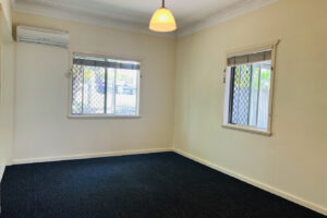 170 Macrossan Avenue, NORMAN PARK, QLD 4170 Australia