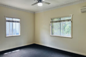 170 Macrossan Avenue, NORMAN PARK, QLD 4170 Australia