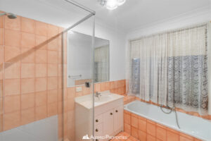 40 Cocas Street, REGENTS PARK, QLD 4118 Australia