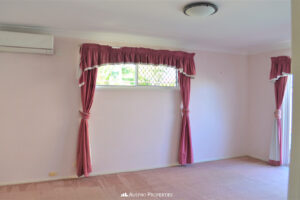 145 Ulinga Crescent, PARKINSON, QLD 4115 Australia