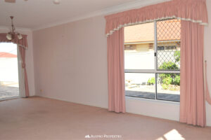145 Ulinga Crescent, PARKINSON, QLD 4115 Australia