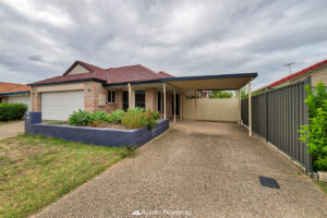 10 Agostino Close, DOOLANDELLA, QLD 4077 Australia