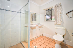 10 Agostino Close, DOOLANDELLA, QLD 4077 Australia